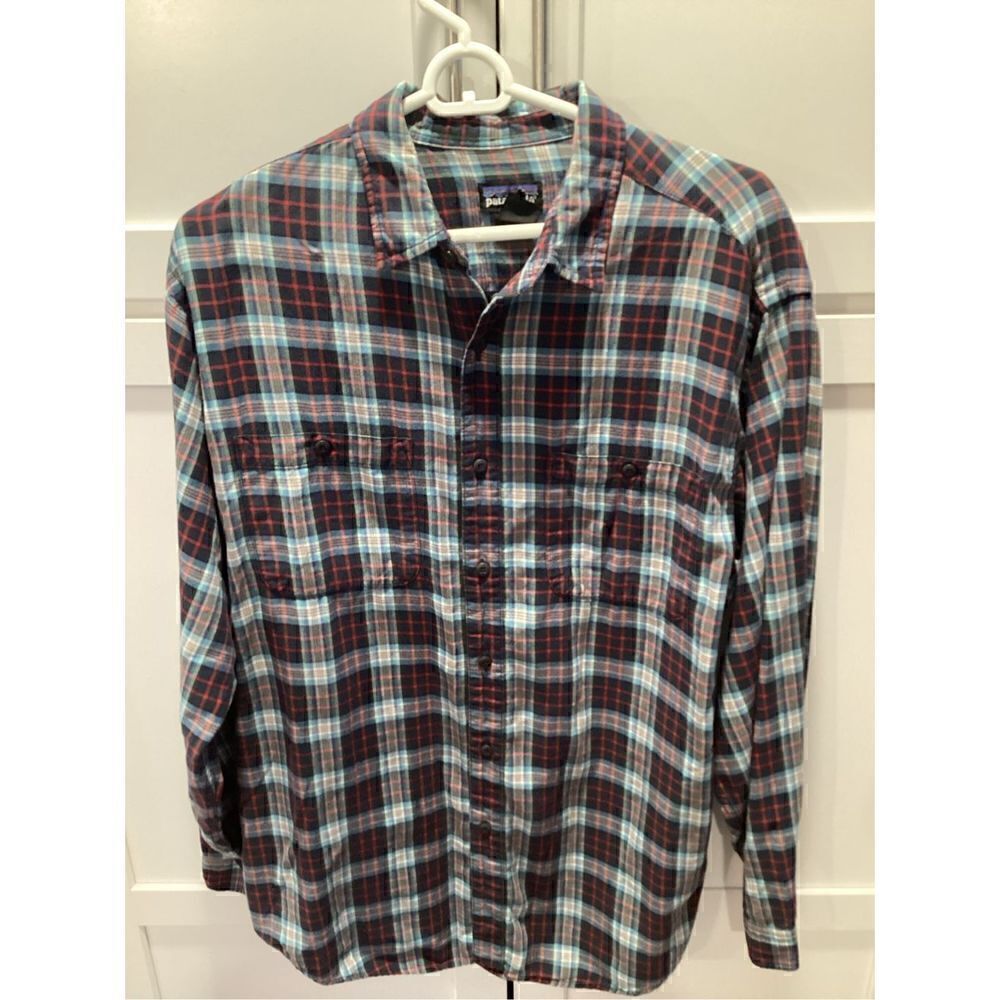 PATAGONIA Mens Sz Medium Plaid Button Down Long Sleeve Shirt Blue